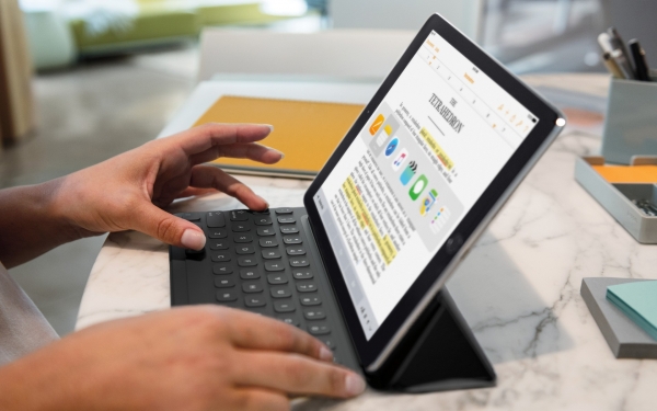 Apple iPad Pro 9.7" Tablet (32 GB) — ürün görseli 14