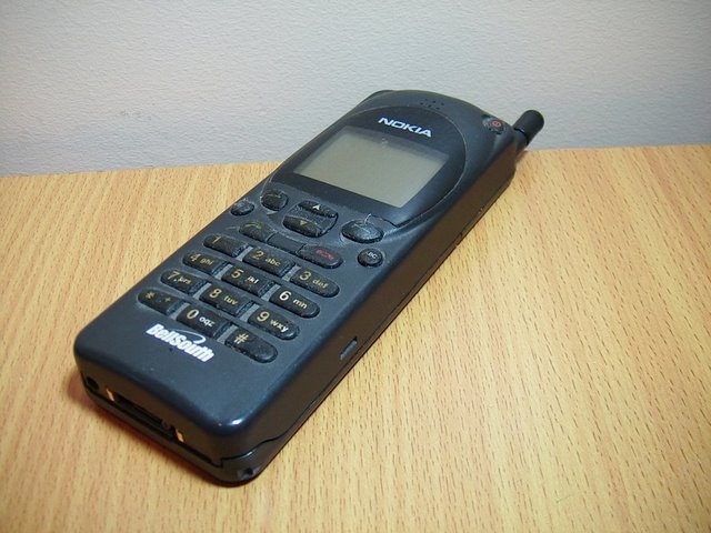 Nokia 2110 (1995)