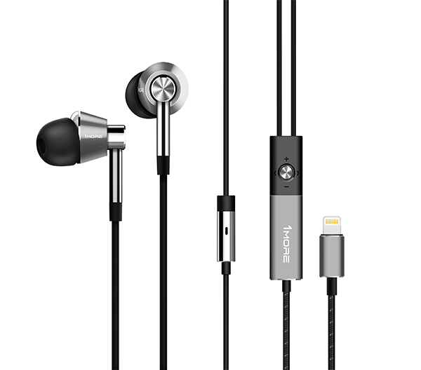1MORE Triple Driver Lightning In-Ear Kablolu Kulaklık (E1001L) — ürün görseli 3