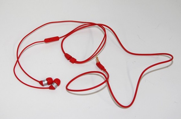 AKG Y23U Kablolu Kulaklık — ürün görseli 7