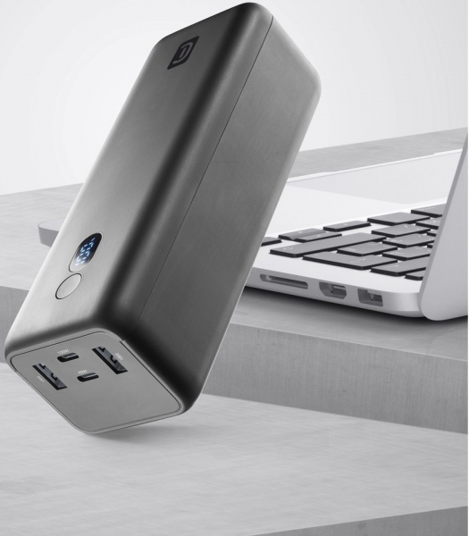 Cellularline Maxi 27000 27000 mAh Powerbank (PBMAXIIT27000K) — ürün görseli 3