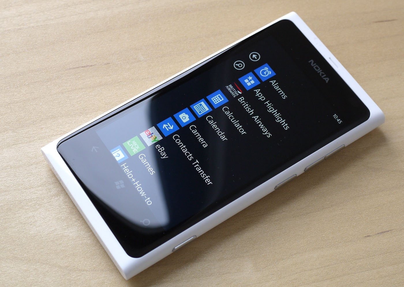 Nokia Lumia 800 (2011) — ürün görseli 4