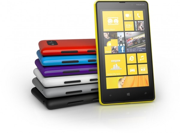 Nokia Lumia 820 (RM-825) — ürün görseli 2