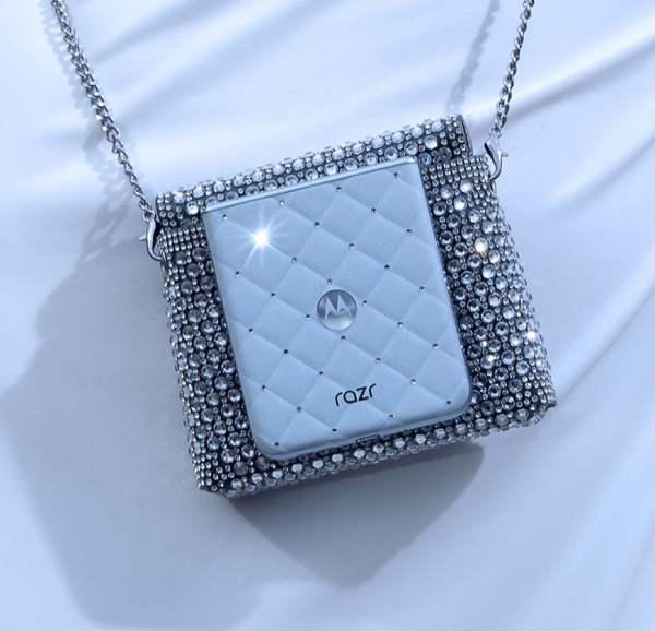 Motorola Razr 60 Swarovski — ürün görseli 7