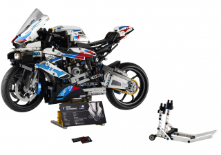 LEGO Technic 42130 BMW M 1000 RR — ürün görseli 2