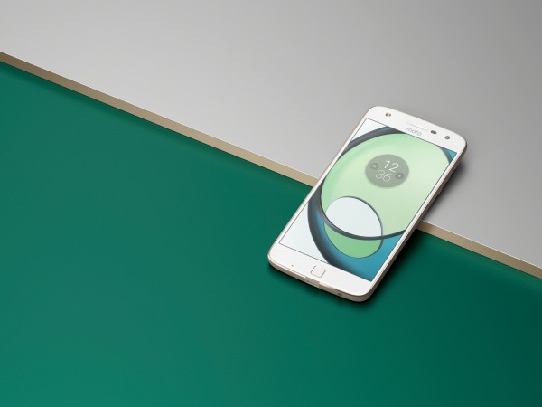 Lenovo Moto Z Play (16 GB) — ürün görseli 16