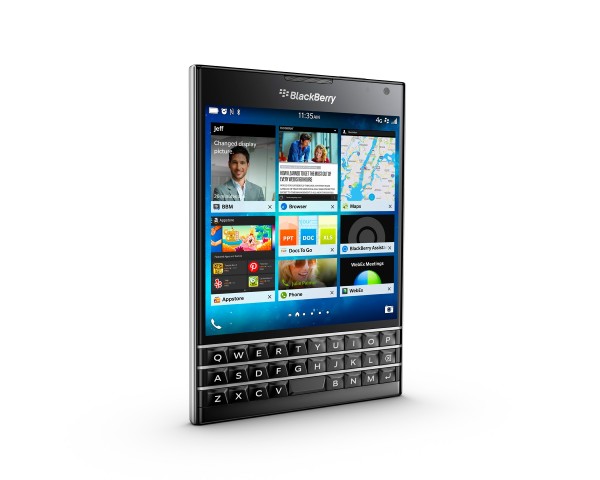BlackBerry Passport — ürün görseli 2