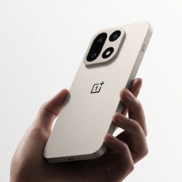 OnePlus 15 (CPH2747) — ürün görseli 27