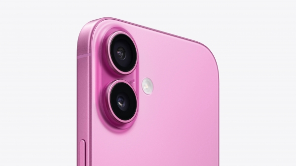 Apple iPhone 16 (512 GB) — ürün görseli 12