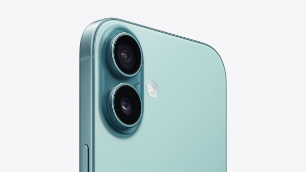 Apple iPhone 16 (128 GB) — ürün görseli 15