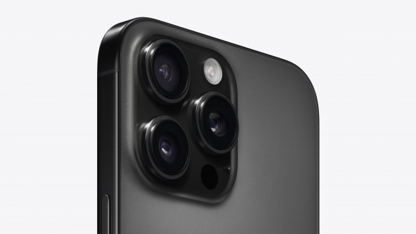 Apple iPhone 16 Pro Max (256 GB) — ürün görseli 13