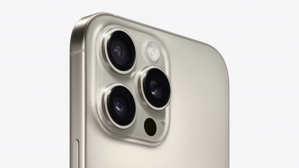 Apple iPhone 16 Pro Max (256 GB) — ürün görseli 11