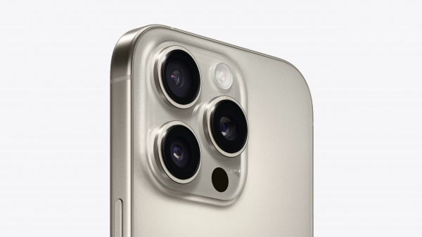 Apple iPhone 16 Pro (256 GB) — ürün görseli 14