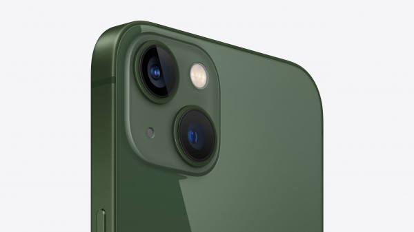 Apple iPhone 13 — ürün görseli 11