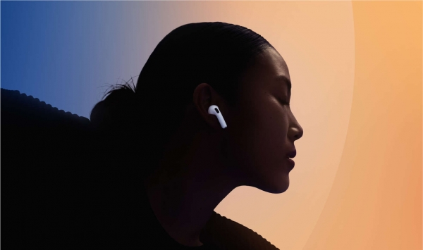 Apple AirPods 4 Tam Kablosuz Kulaklık (MXP63TU/A) — ürün görseli 4