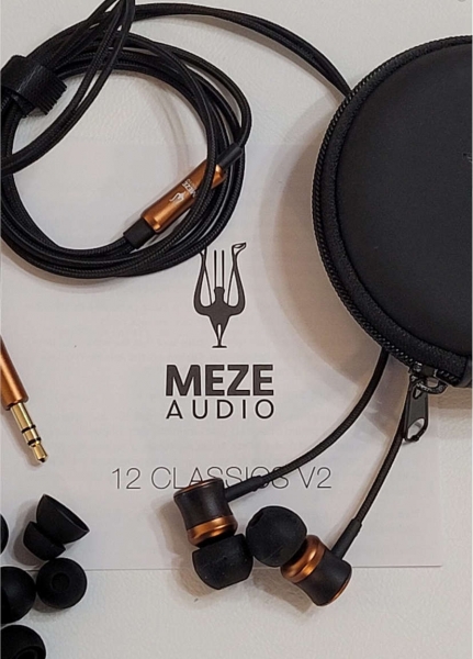 Meze 12 Classics V2 Kablolu Kulaklık — ürün görseli 2